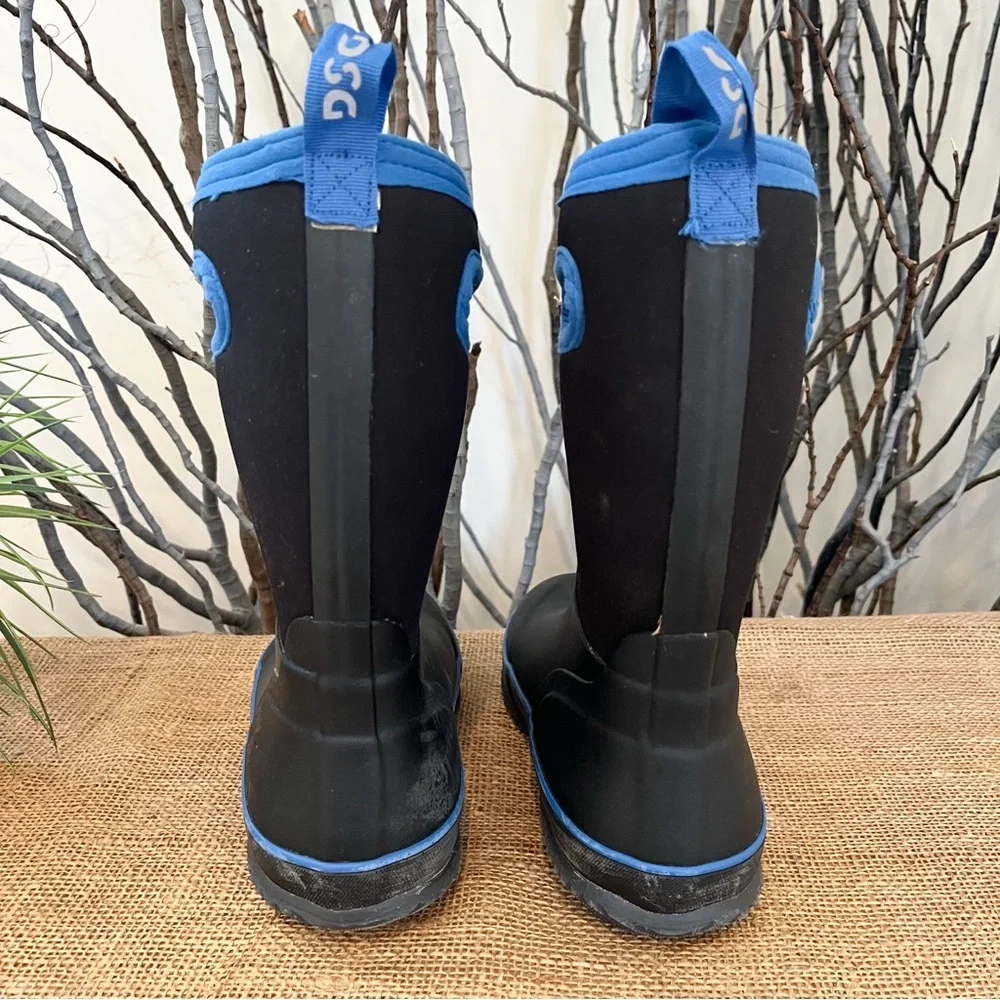 DSG kid’s snowbound
